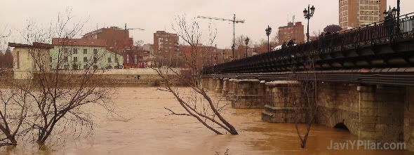 Inundación. Puente Mayor de Valladolid