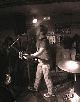 The Embrooks (Tio Molonio, Valladolid, 17 de noviembre de 2004)