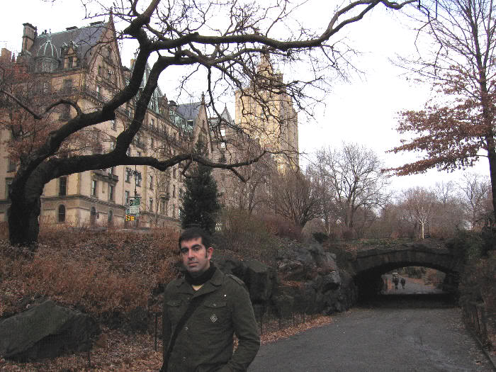 En Central Park, con el edificio Dakota al fondo. Año nuevo de 2008