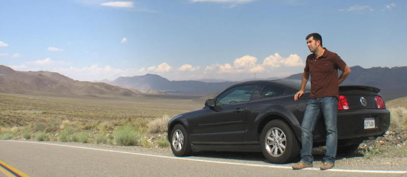 Javi con el Mustang V en el viaje por el oeste americano (verano de 2008)