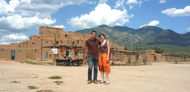 Nosotros en Taos Pueblo en agosto de 2009