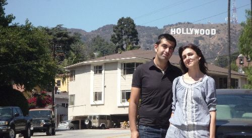 Nosotros en 2009 con el cartel de Hollywood