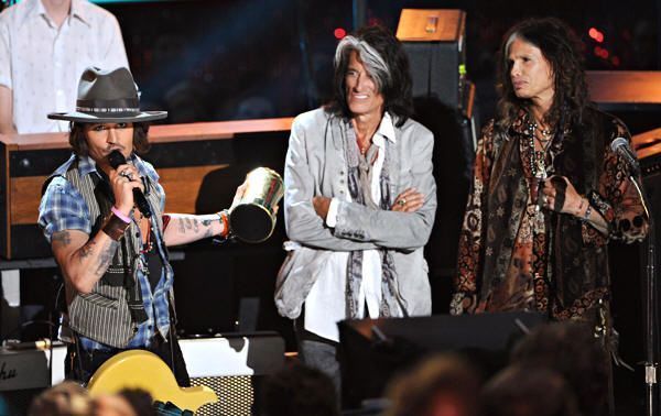 Johnny Depp y Aerosmith. MTV Movie Awards 2012