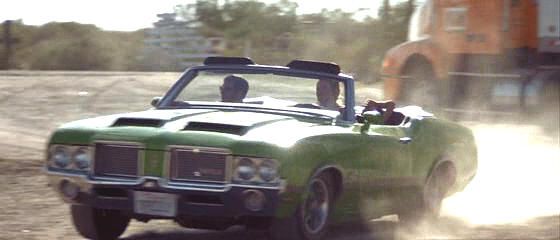 Oldsmobile Cutlass 442 de 1972 en "Jugando a Tope" ("Play it to the Bone", 1999)
