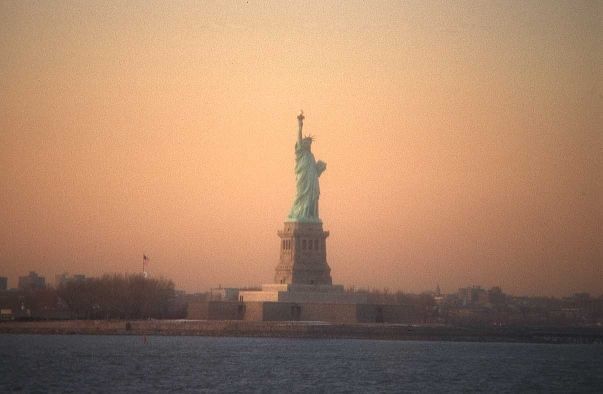 Estatua de la Libertad (Ellis Island, Nueva York). Ya queda menos para que nos vayamos