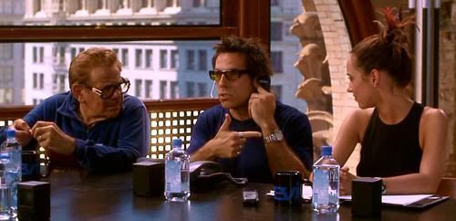 Jerry Stiller, Ben Stiller y Jennifer Love Hewitt en "The Suburbans" (1999)