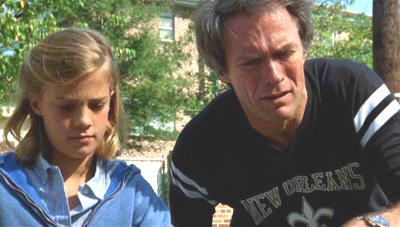 Clint Eastwood con una de sus hijas en "En La Cuerda Floja"